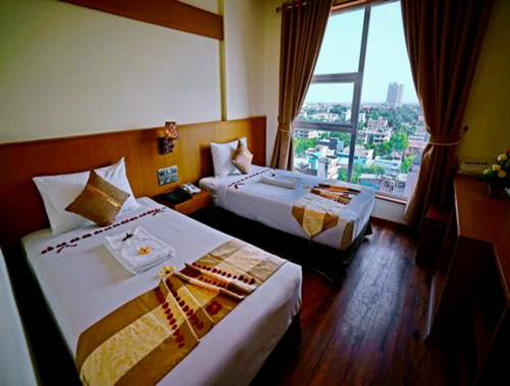The Hotel Nova Мандалай Екстер'єр фото