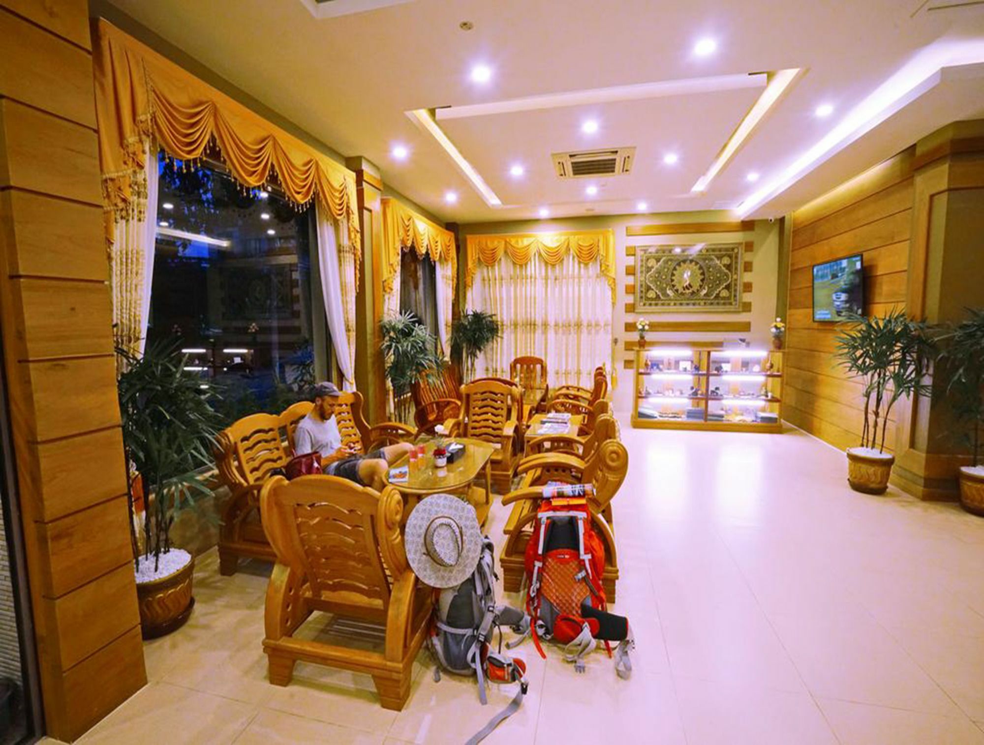 The Hotel Nova Мандалай Екстер'єр фото