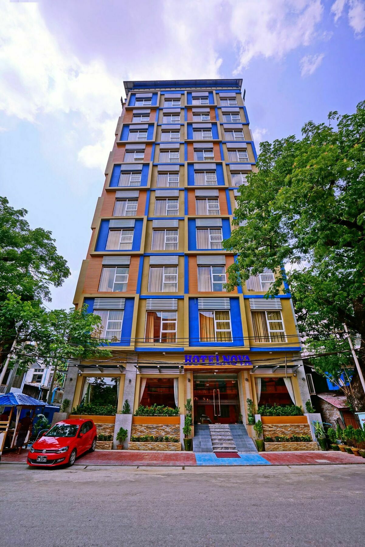 The Hotel Nova Мандалай Екстер'єр фото
