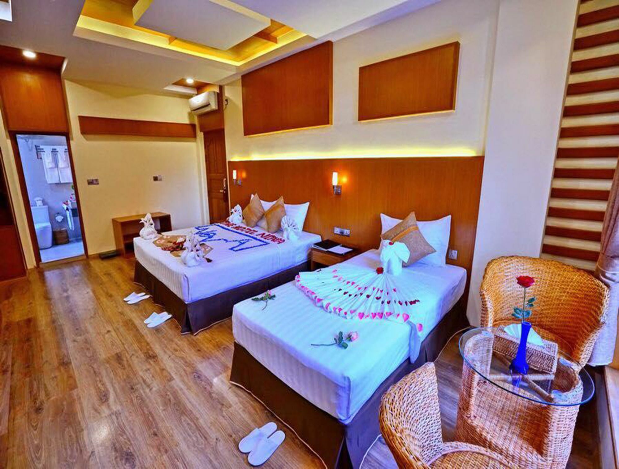 The Hotel Nova Мандалай Екстер'єр фото
